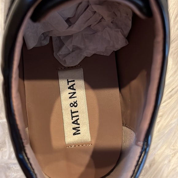 Matt & Nat GAIL WOMEN'S VEGAN LACE UP SNEAKERS in black/white size 7 - Picture 9 of 9